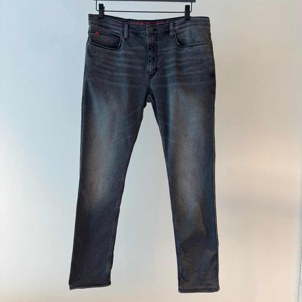 Hugo by Hugo Boss Men’s 734 Extra Slim Fit Jeans (32/34)